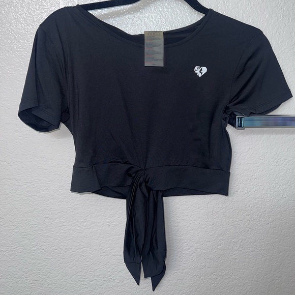 Women’s best crop top - Picture 1 of 4